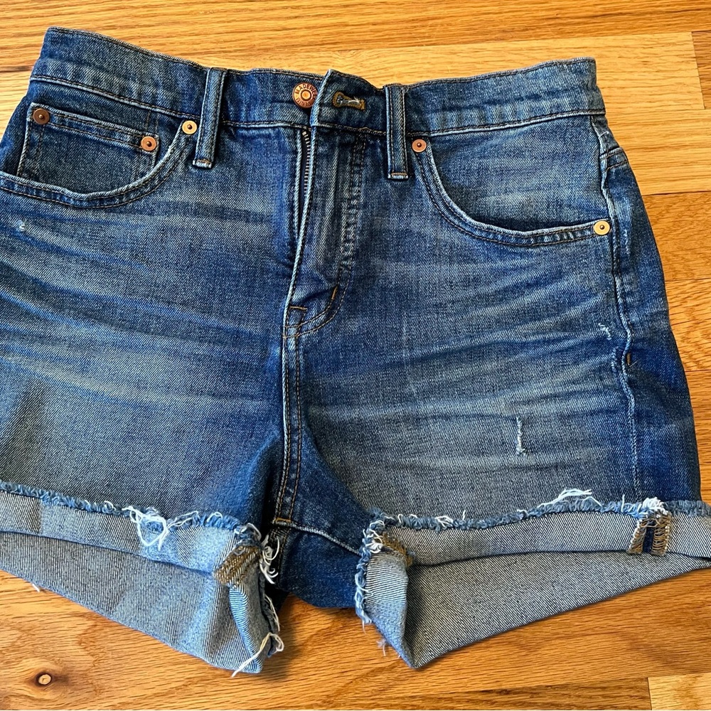 Madewell jean shorts size 26 EUC